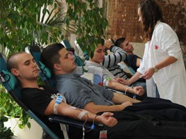 Slika topvijesti/2013/listopad/Darivanje krvi u PA/naslovna.jpg